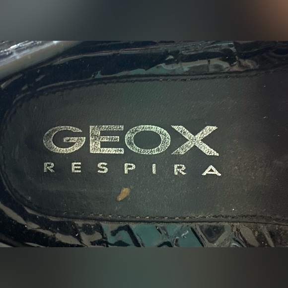 Geox Respira BLK Leather Loafers, EU 38.5 / US 8 Spring Sale - Picture 5 of 7